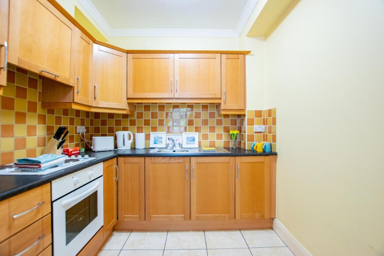 126 - Gort Na Coiribe 4 Bedroom Duplex, By Shortstays 골웨이 외부 사진