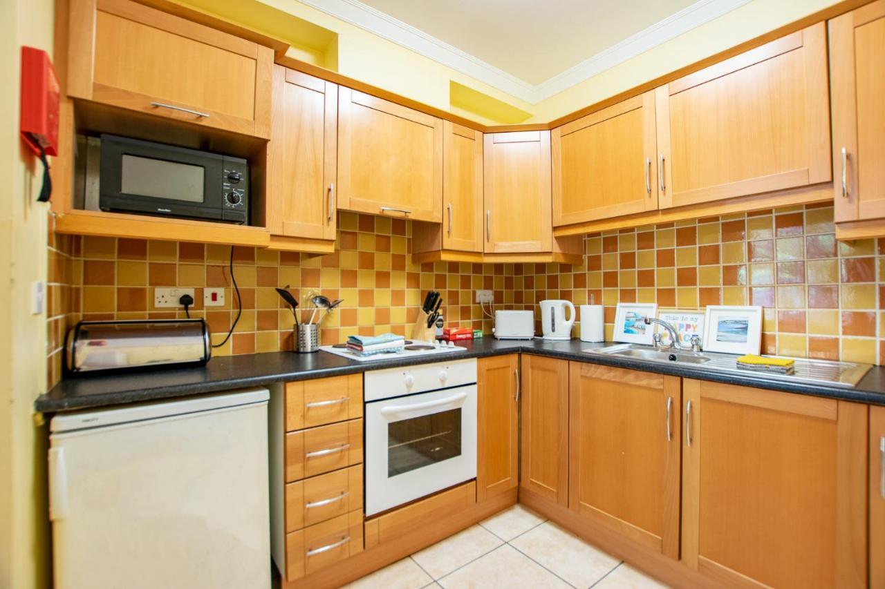 126 - Gort Na Coiribe 4 Bedroom Duplex, By Shortstays 골웨이 외부 사진