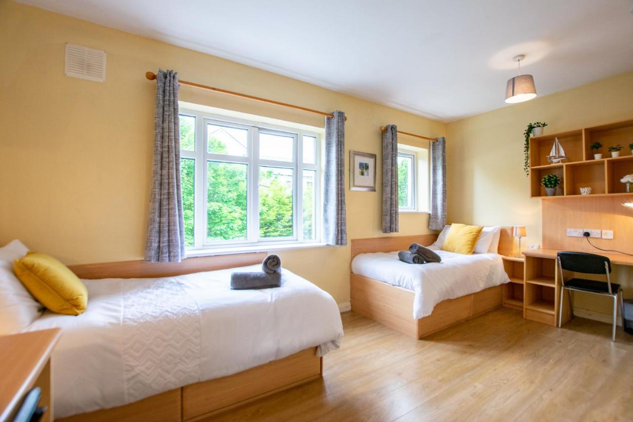 126 - Gort Na Coiribe 4 Bedroom Duplex, By Shortstays 골웨이 외부 사진