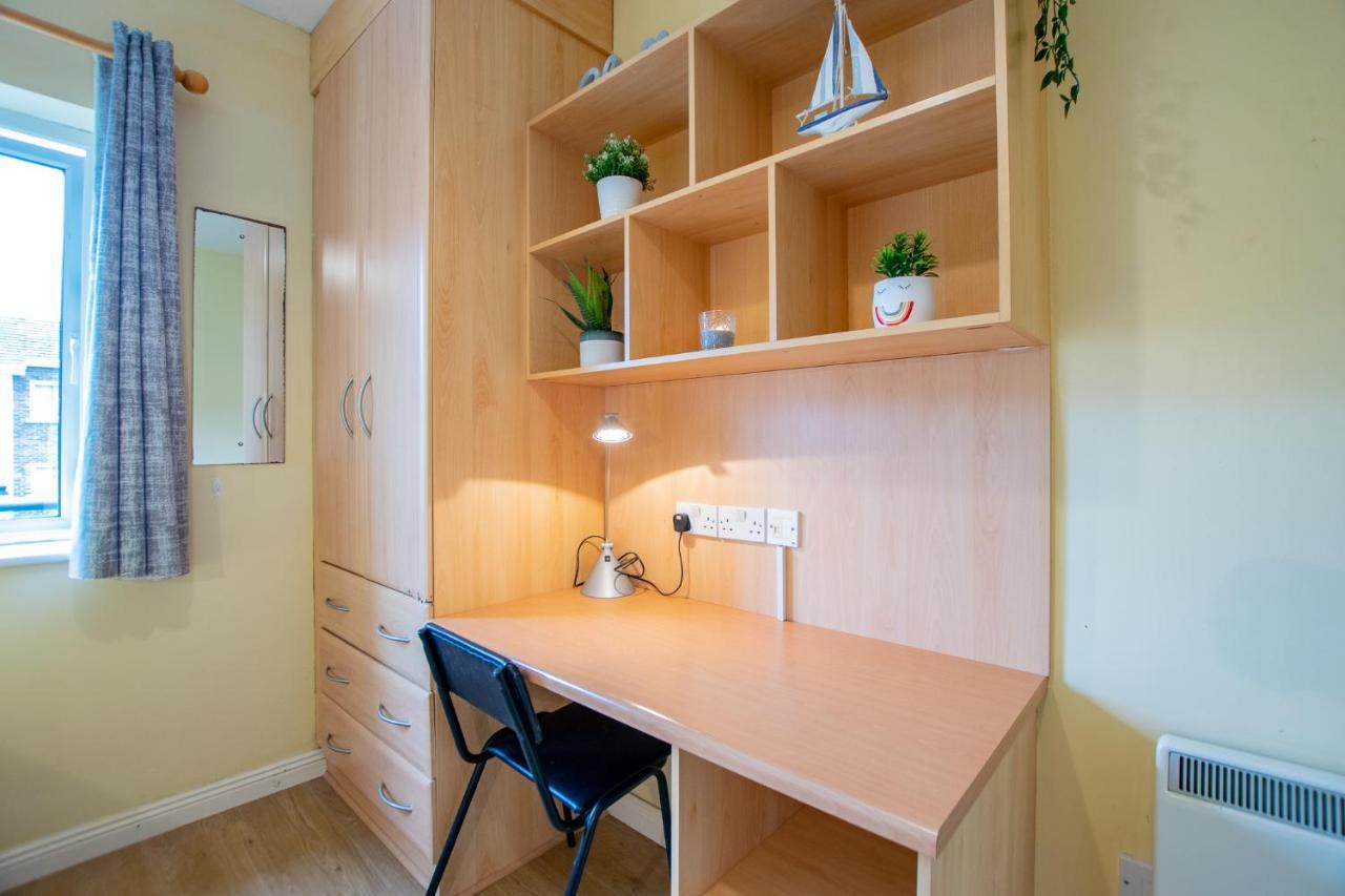 126 - Gort Na Coiribe 4 Bedroom Duplex, By Shortstays 골웨이 외부 사진